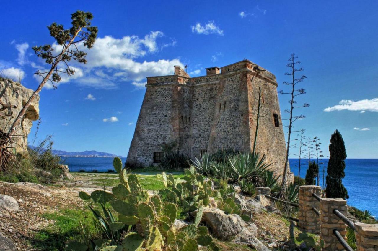 Tropical Andalusian Place Almuñécar Esterno foto